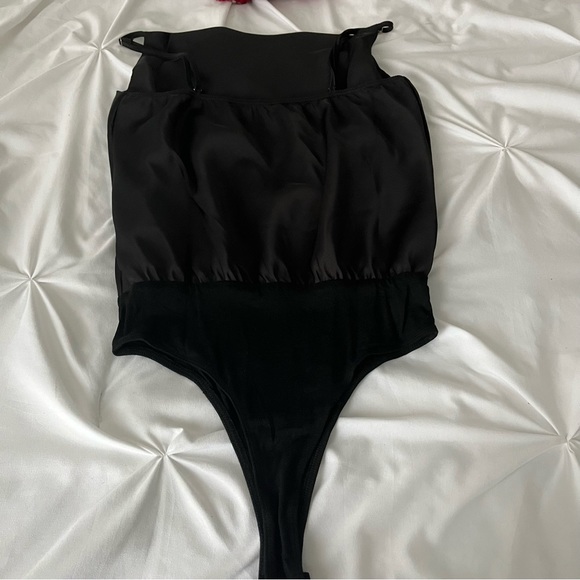 Saslax Satin Drape Cowl Neck Sleeveless Spaghetti Strap Cami Bodysuit Black XS - Picture 4 of 5